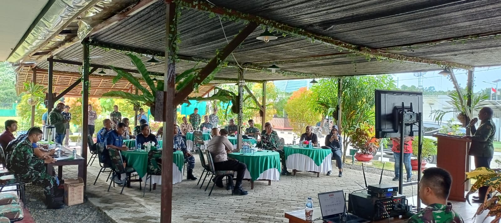 Rapat Kesiapan Kunker Presiden ke Teluk Bintuni, Bupati Kasihiw; Siapkan Perwakilan Pemilik Hak Ulayat