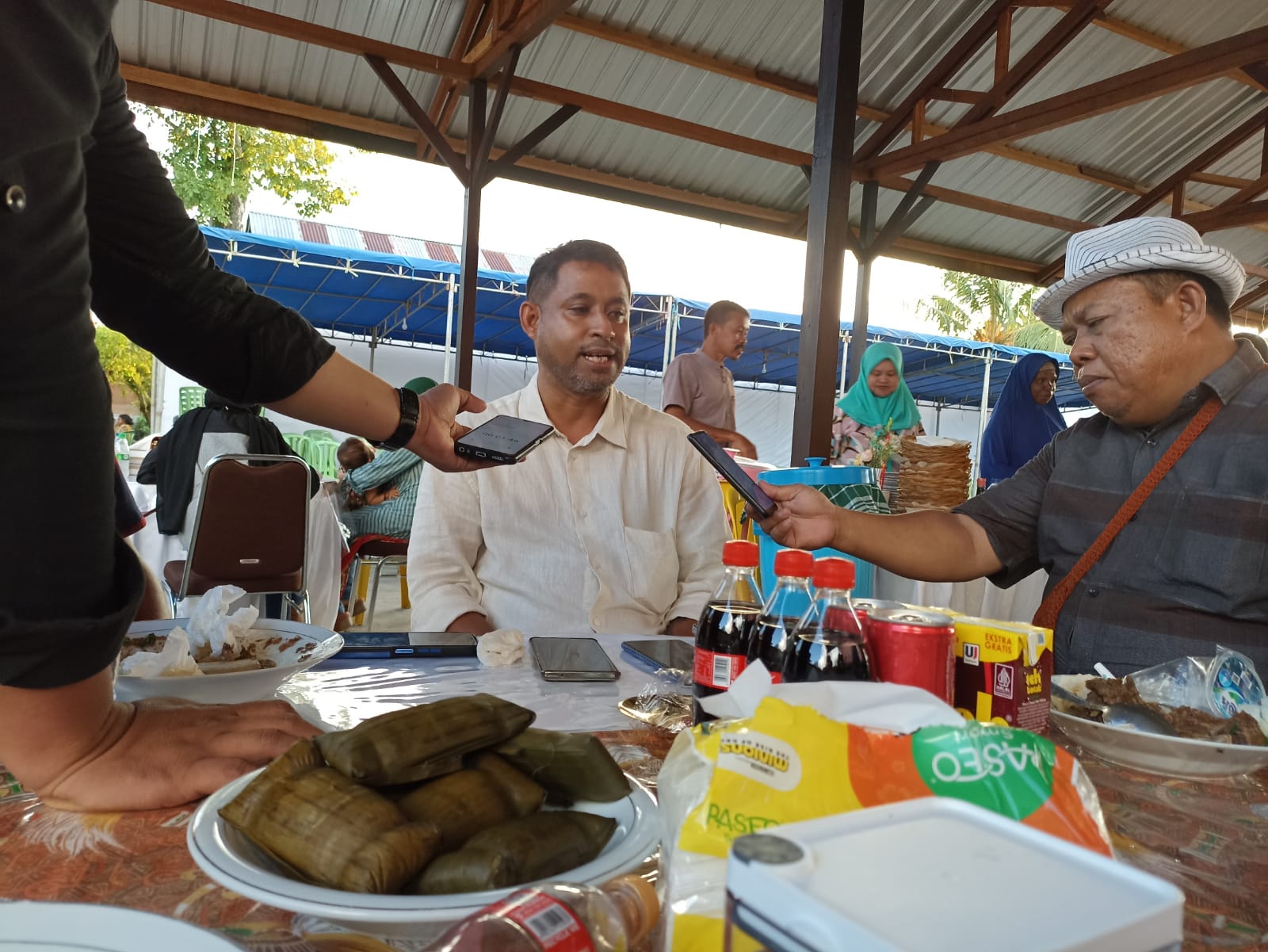 Gelar Open House, Rumah Yonanis Manibuy Ramai di Kunjungi Warga