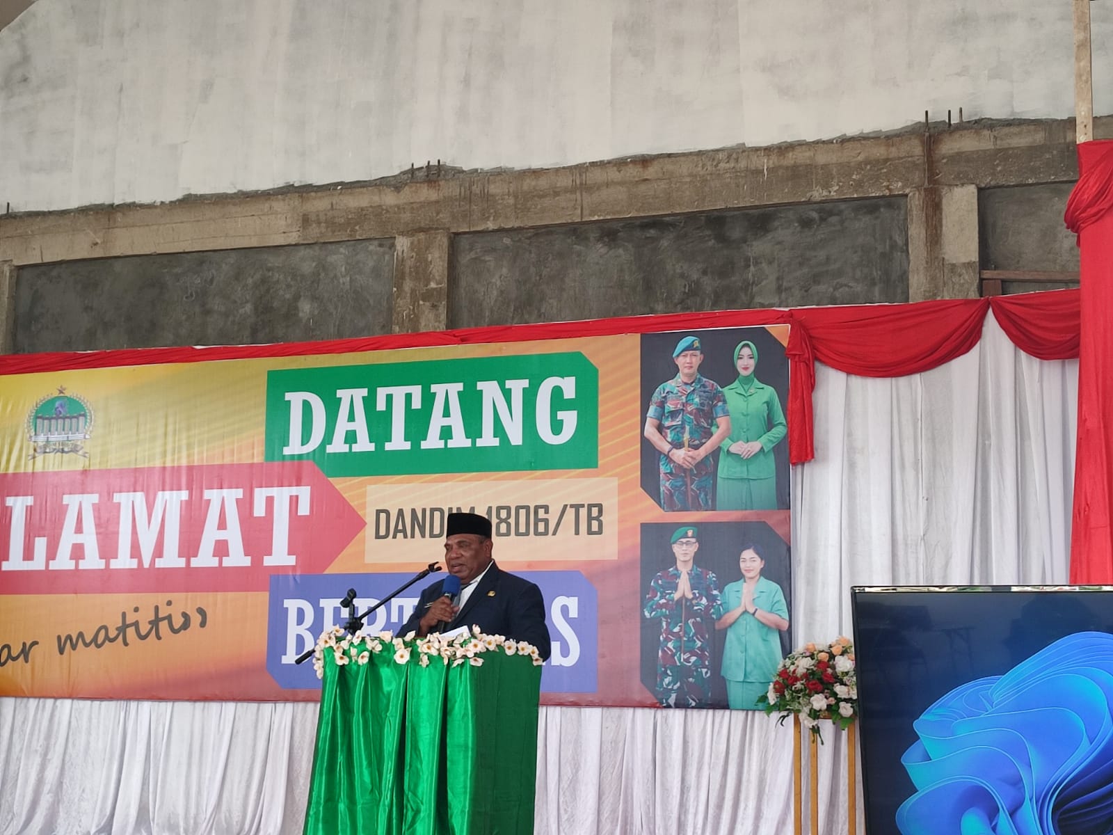 Wakil Bupati Matret Kokop,SH Hadiri Sertijab Dandim 1806 Teluk Bintuni