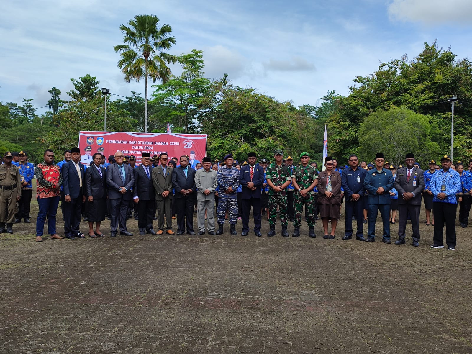 Pemkab Bintuni Laksanakan Upacara Otonomi Daerah Ke-28, Mendorong Program Pembangunan Nasional Pemkab Bintuni Laksanakan Upacara Otonomi Daerah Ke-28, Mendorong Program Pembangunan Nasional