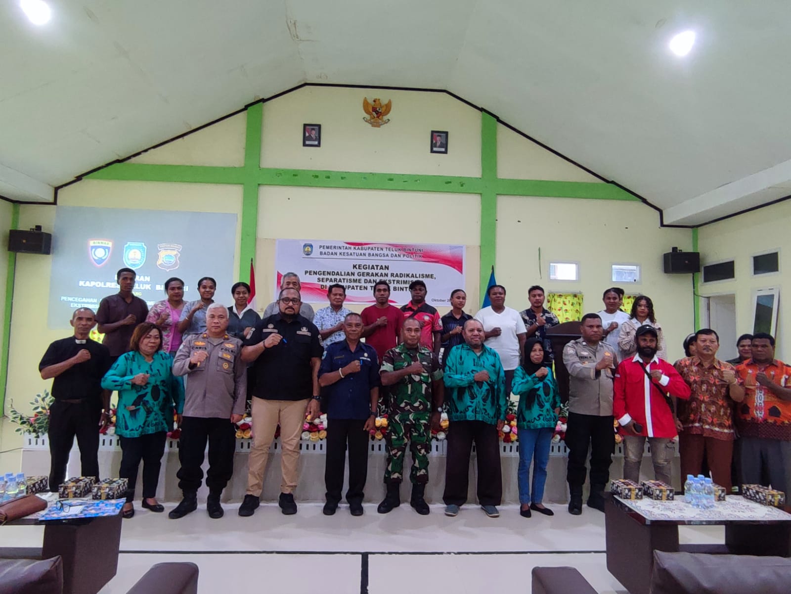 Cegah Paham Radikalisme dikalangan Ormas dan Pemuda, Kesbangpol Teluk Bintuni Gelar Sosialisasi