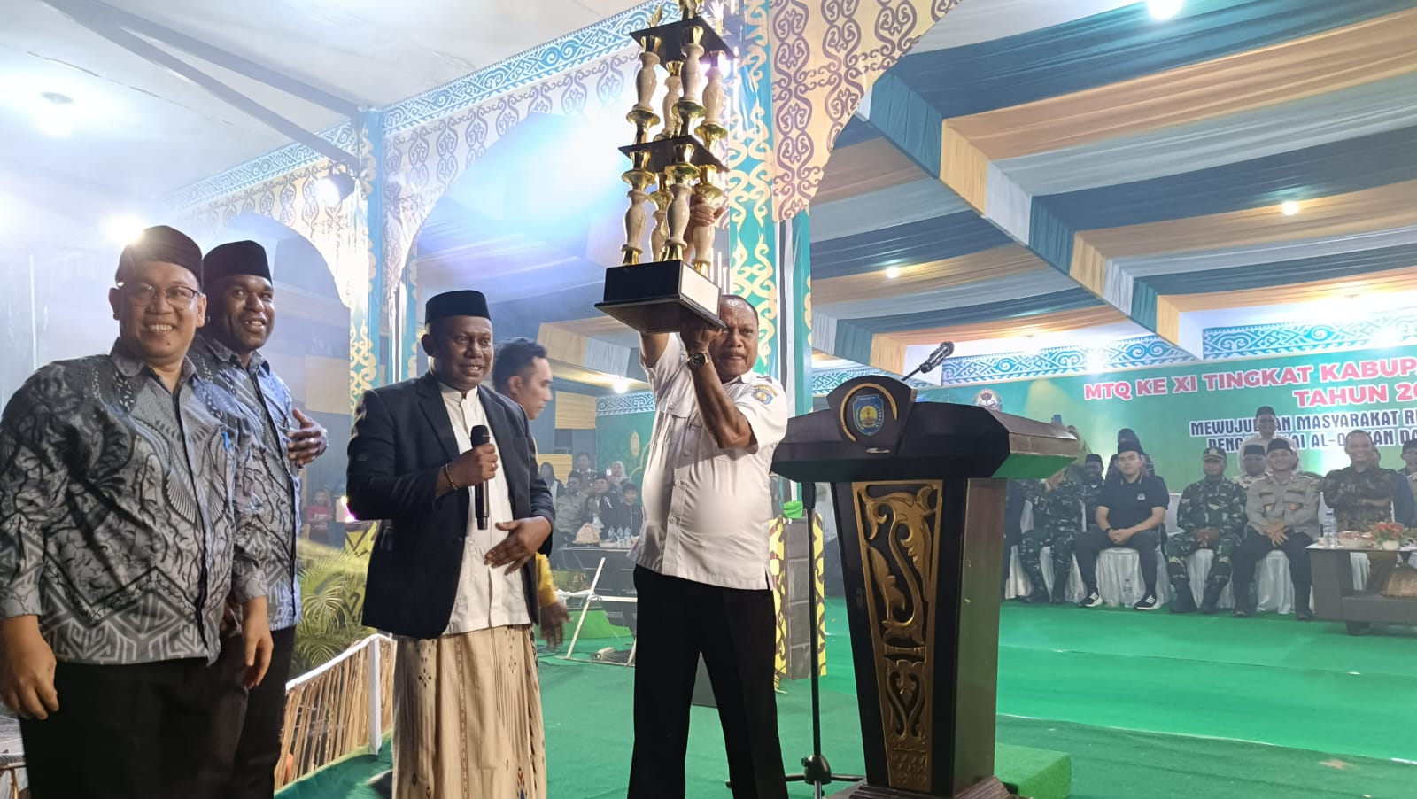 Raih Poin Tertinggi 455, Distrik Bintuni Kembali Pertahankan Juara Umum MTQ ke Xll Tingkat Kabupaten