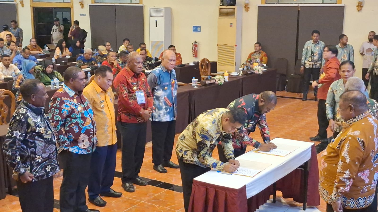 Hadiri Raker Bupati se-Provinsi Papua Barat, Bupati Bintuni Usulkan Sejumlah Program Prioritas