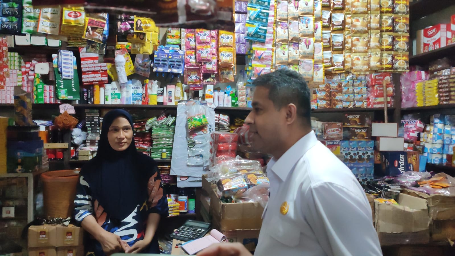 Mendapat Laporan Harga Bapok Naik, Pemerintah Teluk Bintuni Sidak Pasar dan Sejumlah Distributor